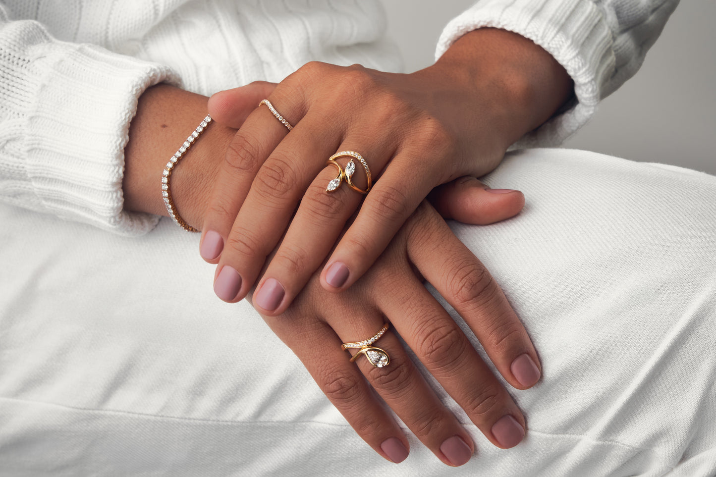 Diamond Wedding Band - RADIANCE (Flow)