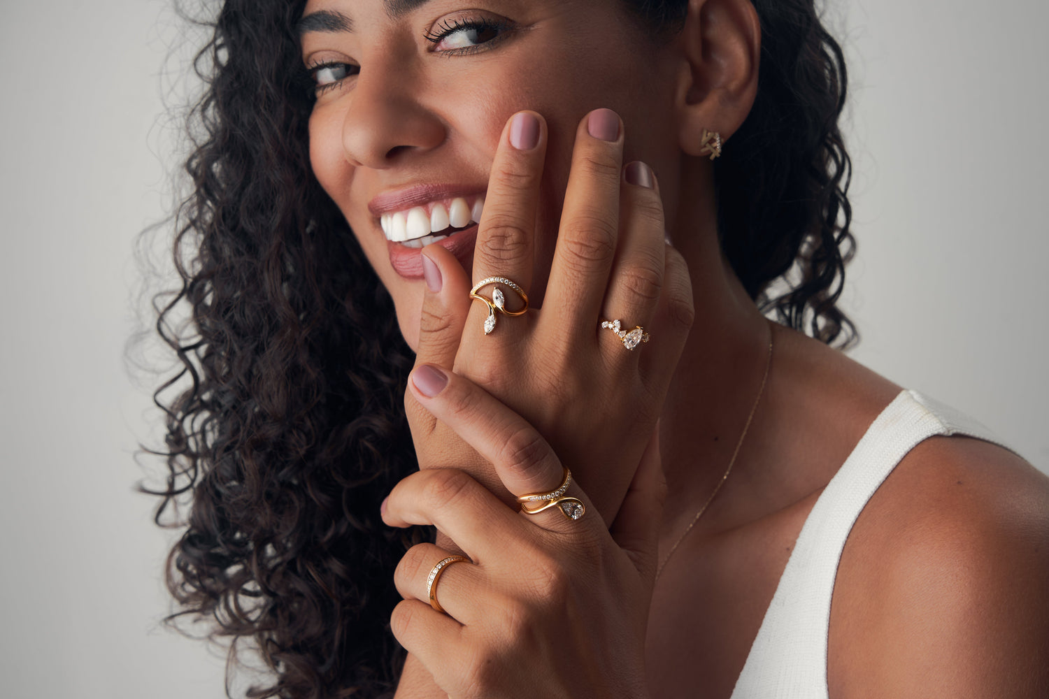 ENGAGEMENT RINGS Image