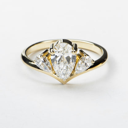 1.5ct Pear Trilogy - PETALS