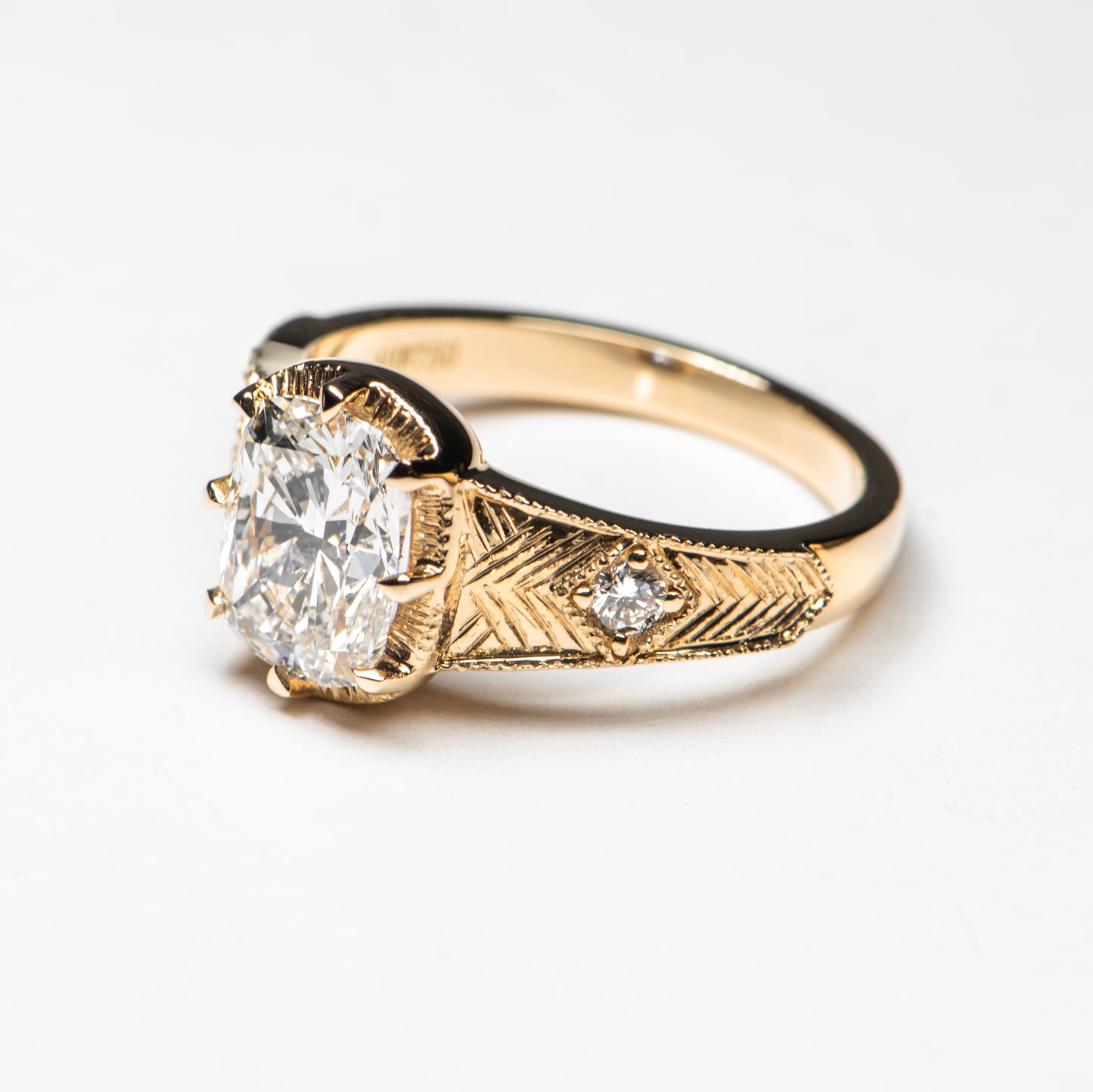 HAND ENGRAVED CUSHION SOLITAIRE