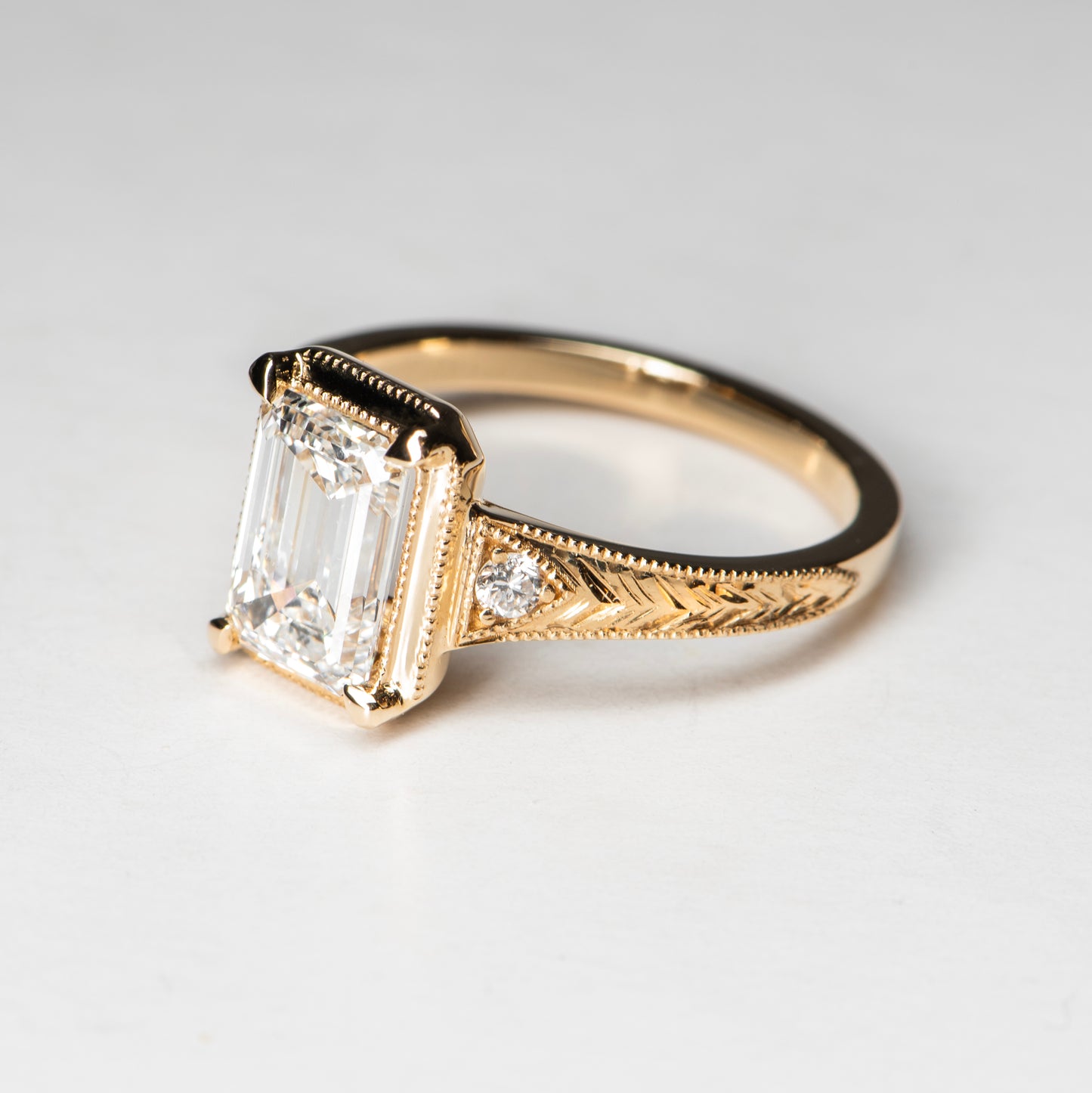 color_yellow_gold
