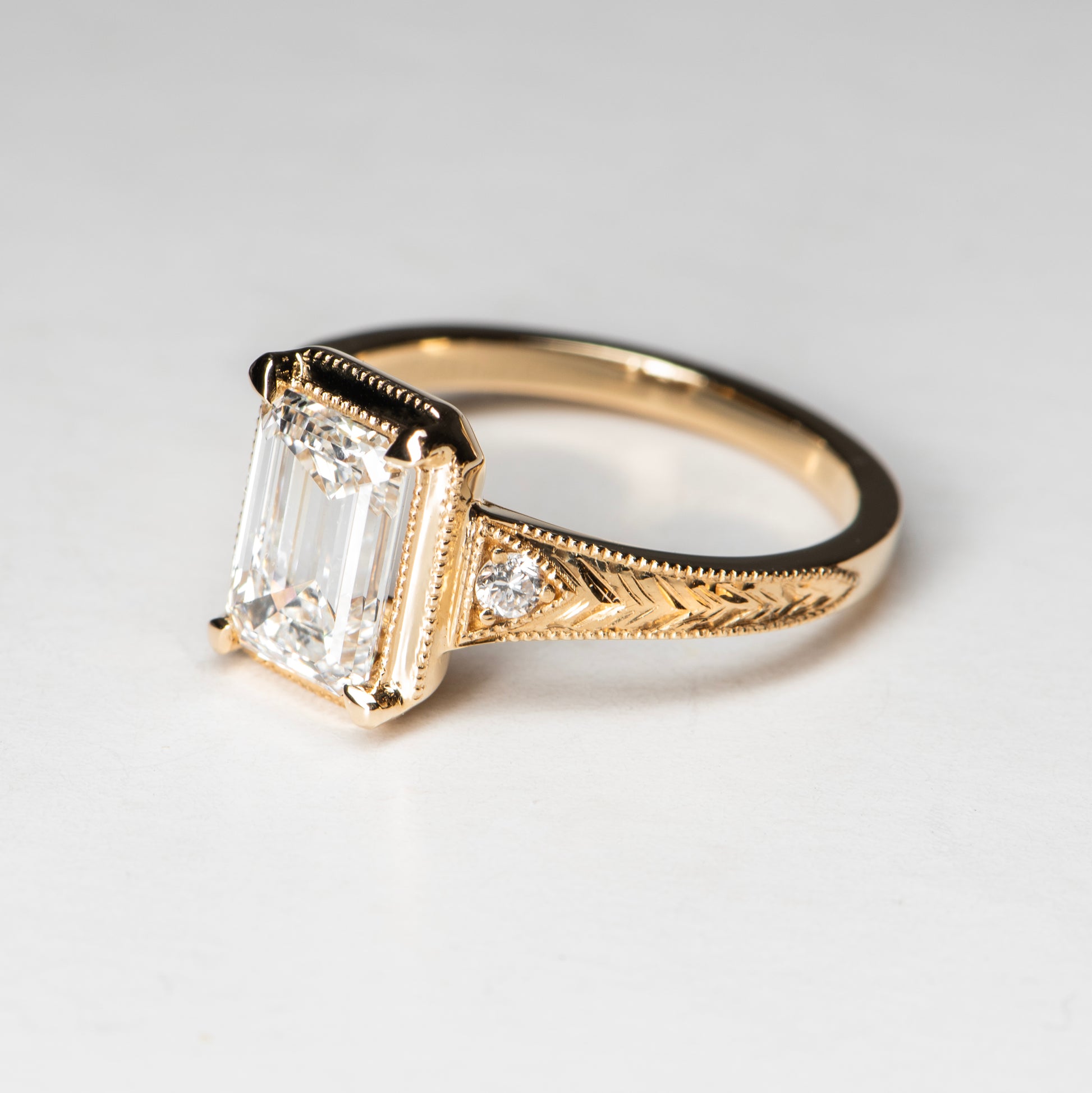 color_yellow_gold