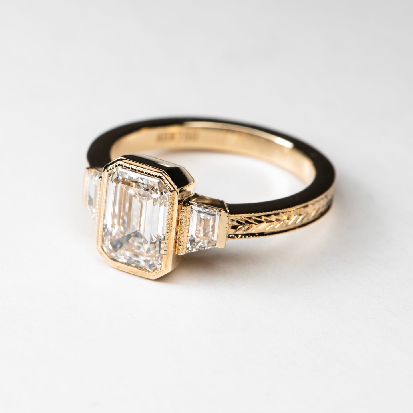color_yellow_gold