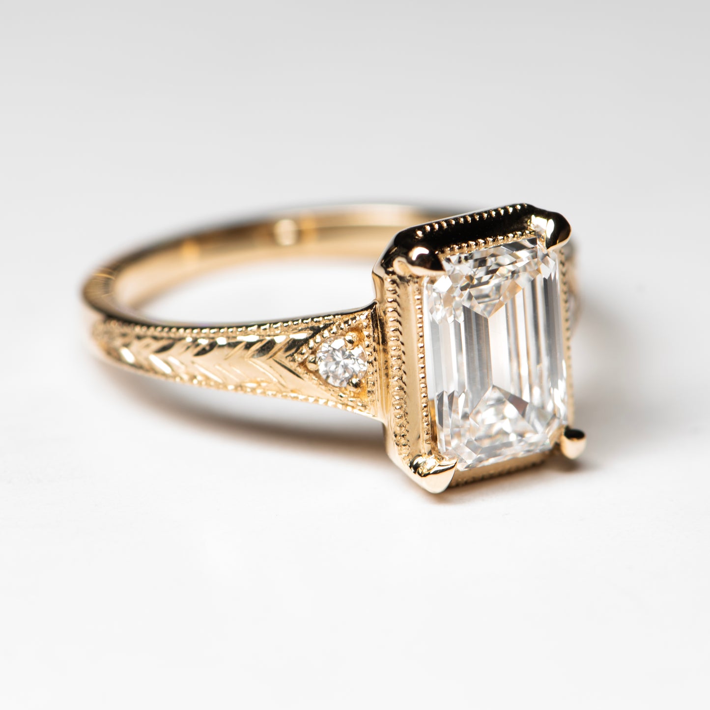 color_yellow_gold