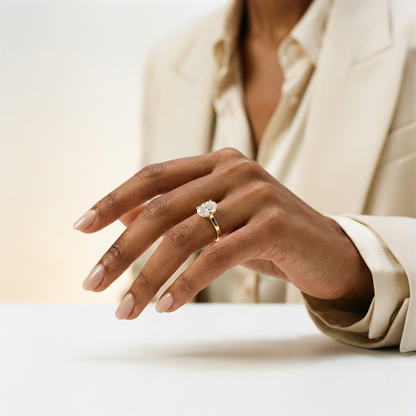 OVAL SOLITAIRE