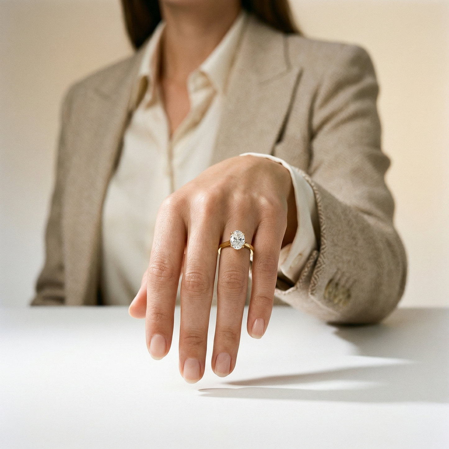 OVAL SOLITAIRE