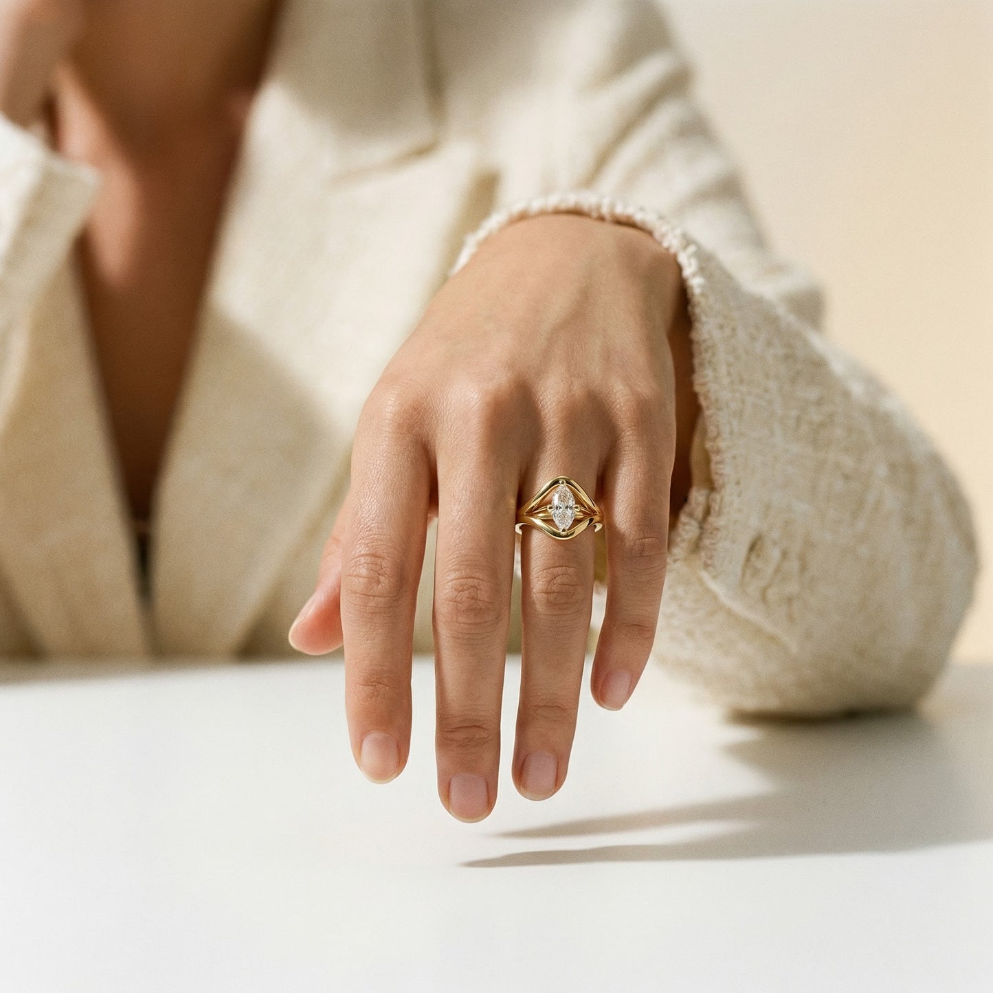 MARQUISE SOLITAIRE SPLIT BAND