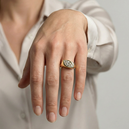 MARQUISE BEZEL SIGNET