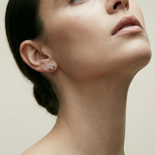 BAGUETTE SQUARE STUDS