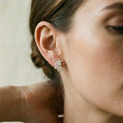 MARQUISE RADIAL STUDS