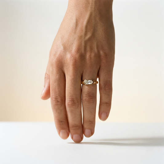 EAST WEST KITE HALF BEZEL